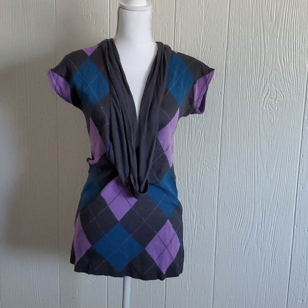 Short sleeve shirt